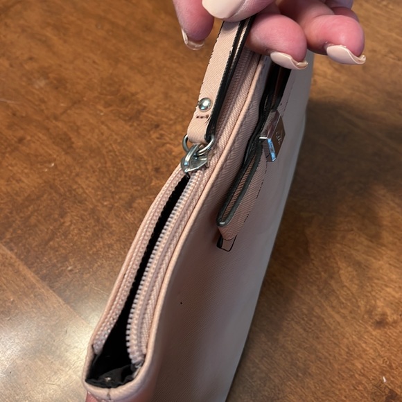 Nine West Wristlet - Picture 6 of 6